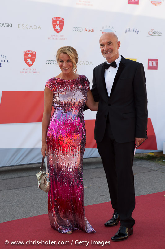 VIENNA, AUSTRIA - JUNE 26: Doris and Gabor Rose attend the gala event 450 years Spanische Hofreitschule on June 26, 2015 in Vienna, Austria.  (Photo by Chris Hofer/Getty Images)