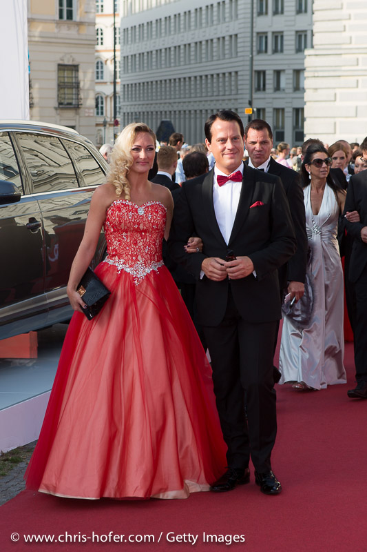 VIENNA, AUSTRIA - JUNE 26: Gregor Glanz and Daniela Hentze attend the gala event 450 years Spanische Hofreitschule on June 26, 2015 in Vienna, Austria.  (Photo by Chris Hofer/Getty Images)