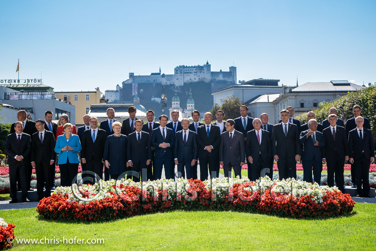 EU-Gipfel Salzburg 20.09.2018 Foto: Chris Hofer, Bild zeigt: Gruppenbild der 28 Staats- und Regierungschefs im Mirabellgarten