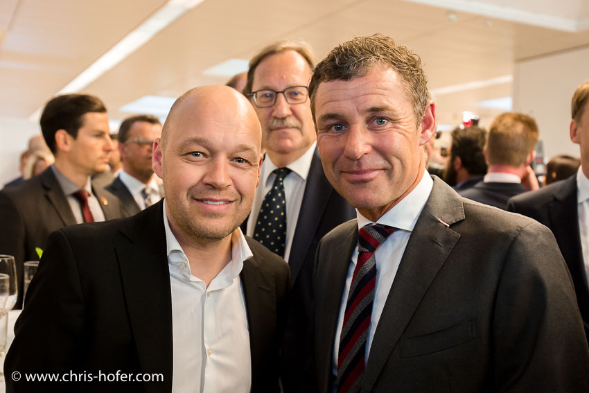 Leonidas Sportgala der Salzburger Nachrichten, Amadeus Terminal 2, 06.04.2017 Foto: Chris Hofer, Bild zeigt: Robert Lechner, Tom Kristensen